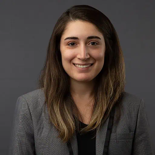 lik Photos Employee – Victoria Wardina
